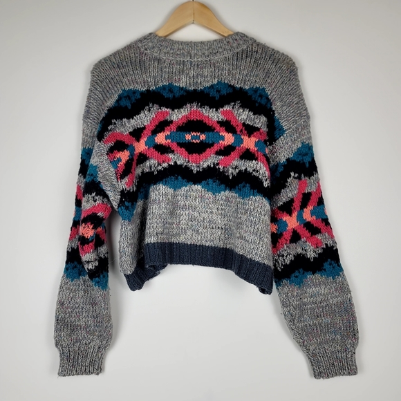 Free People Cropped Soft fuzzy pullover crew neck oversized sweater size Small - Picture 8 of 9